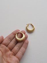 Load image into Gallery viewer, ISLA Hoop Earrings
